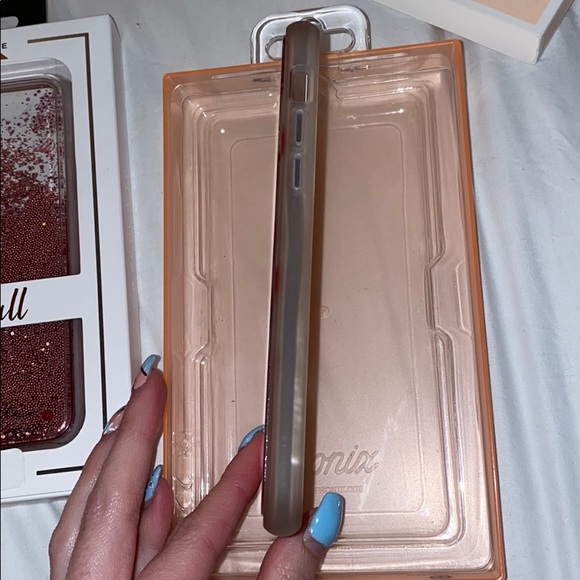 2 iPhone X Cases Brand New in Box Sonix/Casemate - Picture 3 of 8